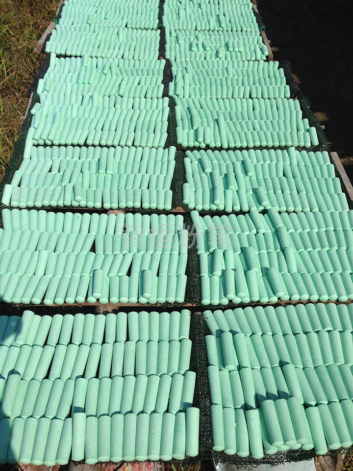 Green chalk Green chalk