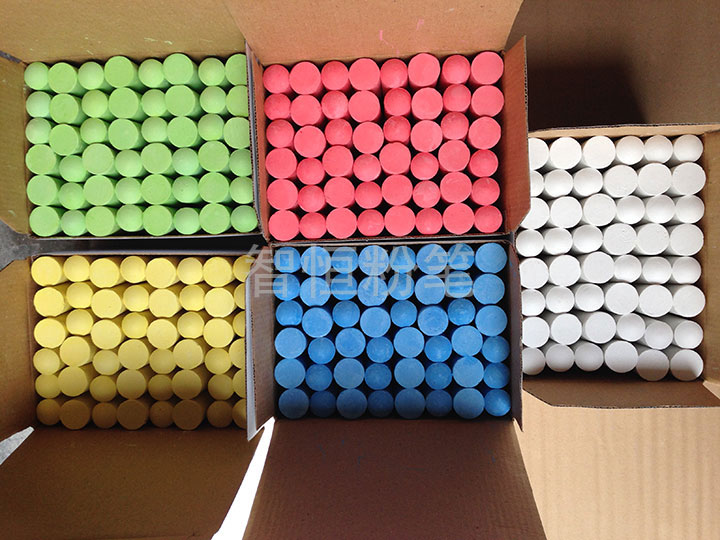 Coarse chalk (8) Coarse chalk (8)